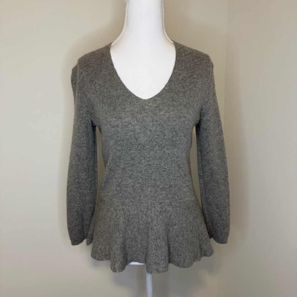 Banana Republic Cashmere V-Neck Sweater